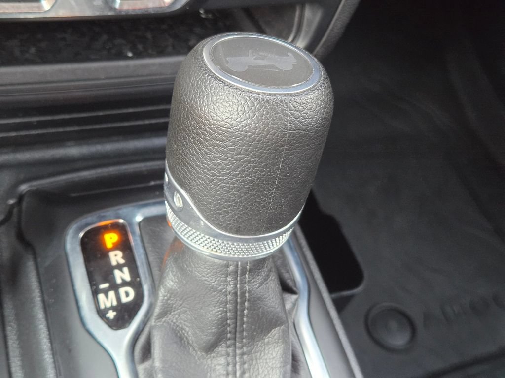 Used 2022 Jeep Wrangler Unlimited Sport AWD/4WD image 27