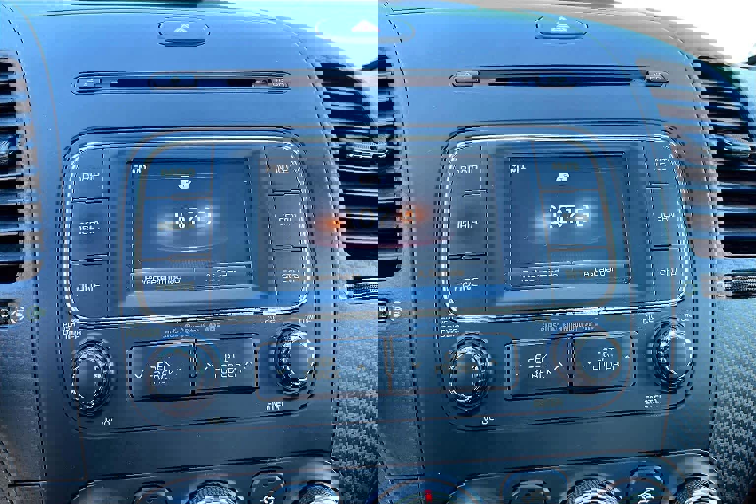 Used 2016 Kia Forte EX image 33