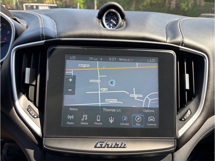 Used 2017 Maserati Ghibli image 20