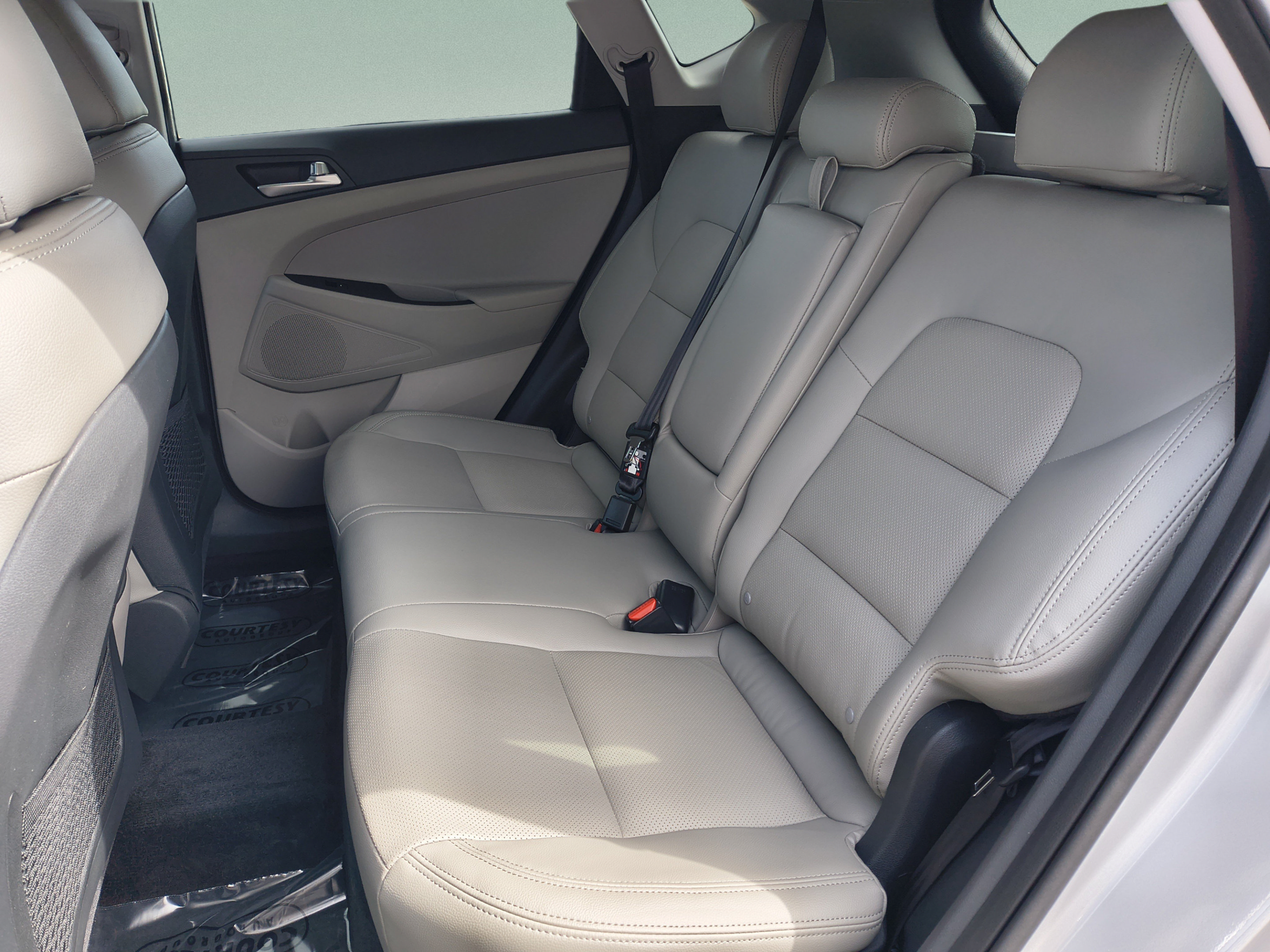 Used 2020 Hyundai Tucson SEL FWD image 16