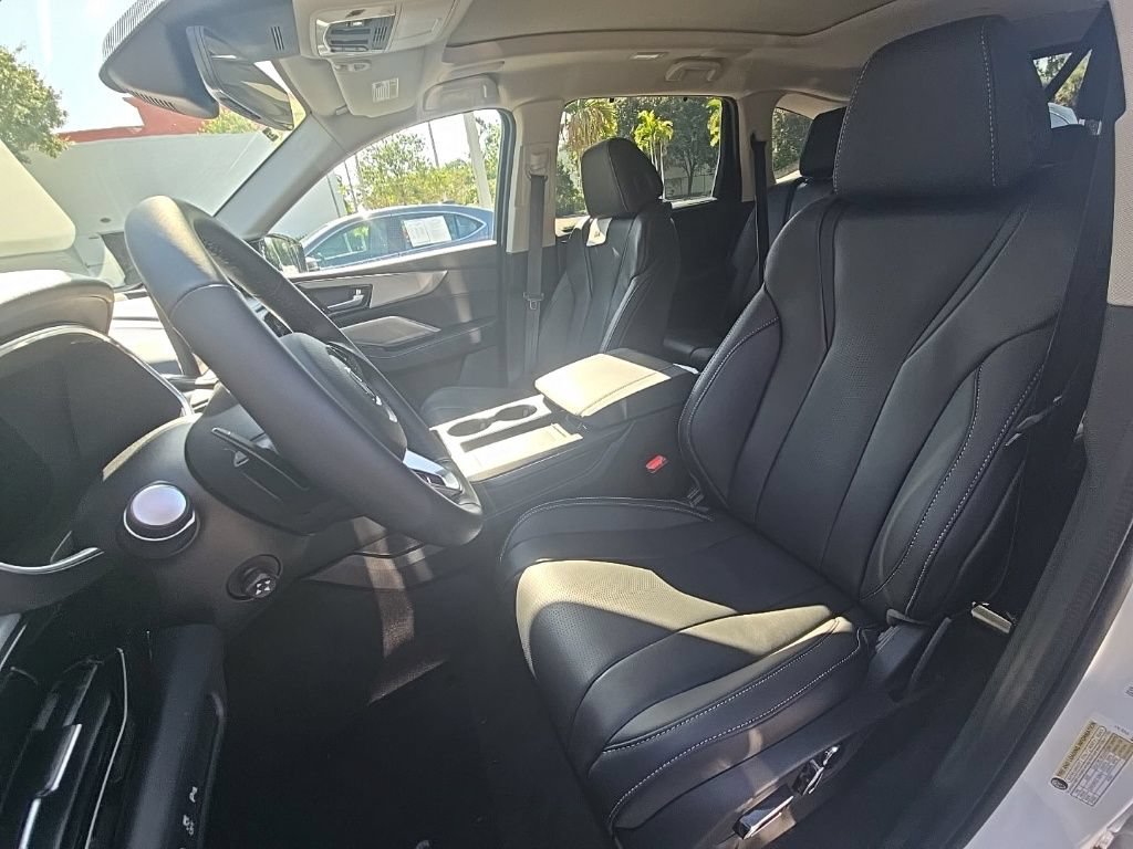 New 2026 Acura MDX w/ Technology Package FWD image 16