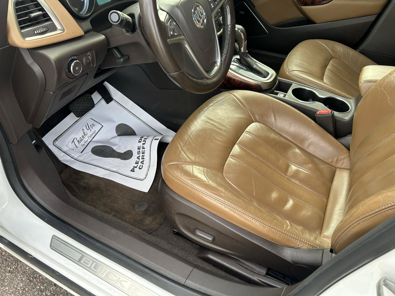 Used 2013 Buick Verano Leather FWD image 10