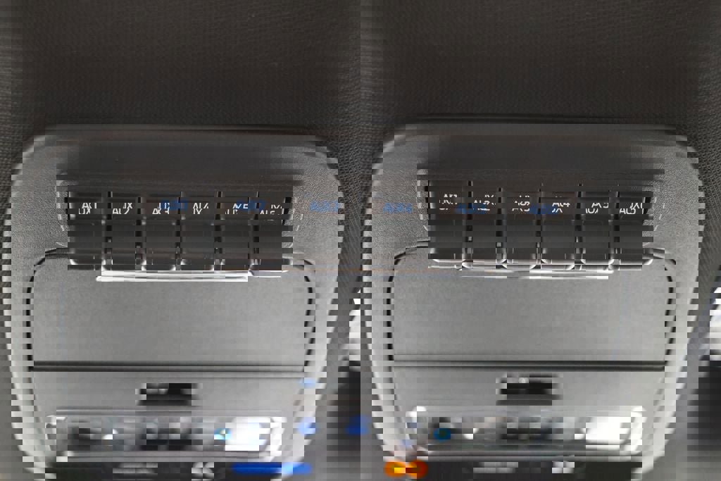 New 2026 Ford F250 Lariat image 28