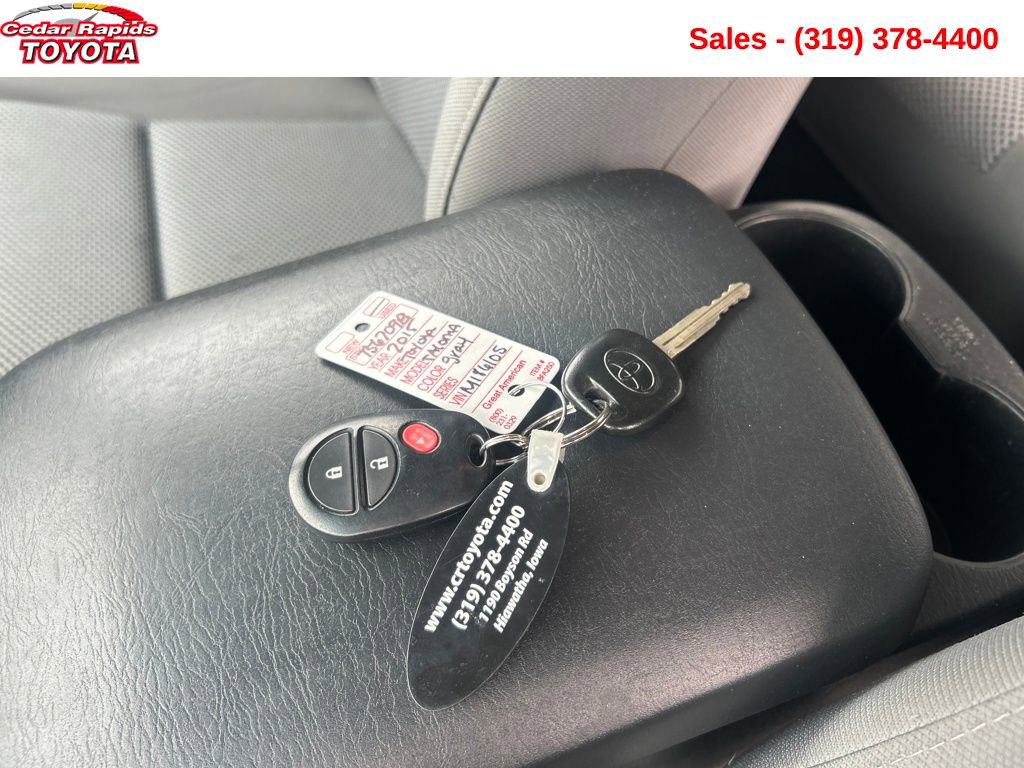 Used 2015 Toyota Tacoma 4x4 Double Cab w/ TRD Sport Package image 26