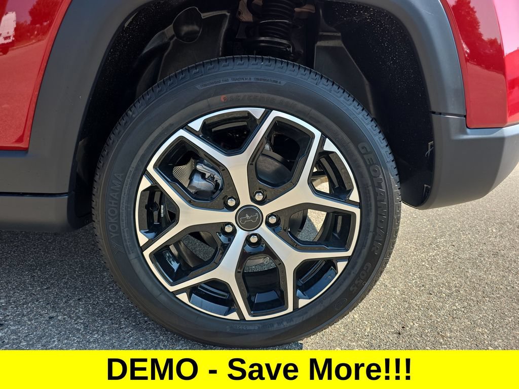 New 2026 Jeep Compass Limited AWD/4WD image 32