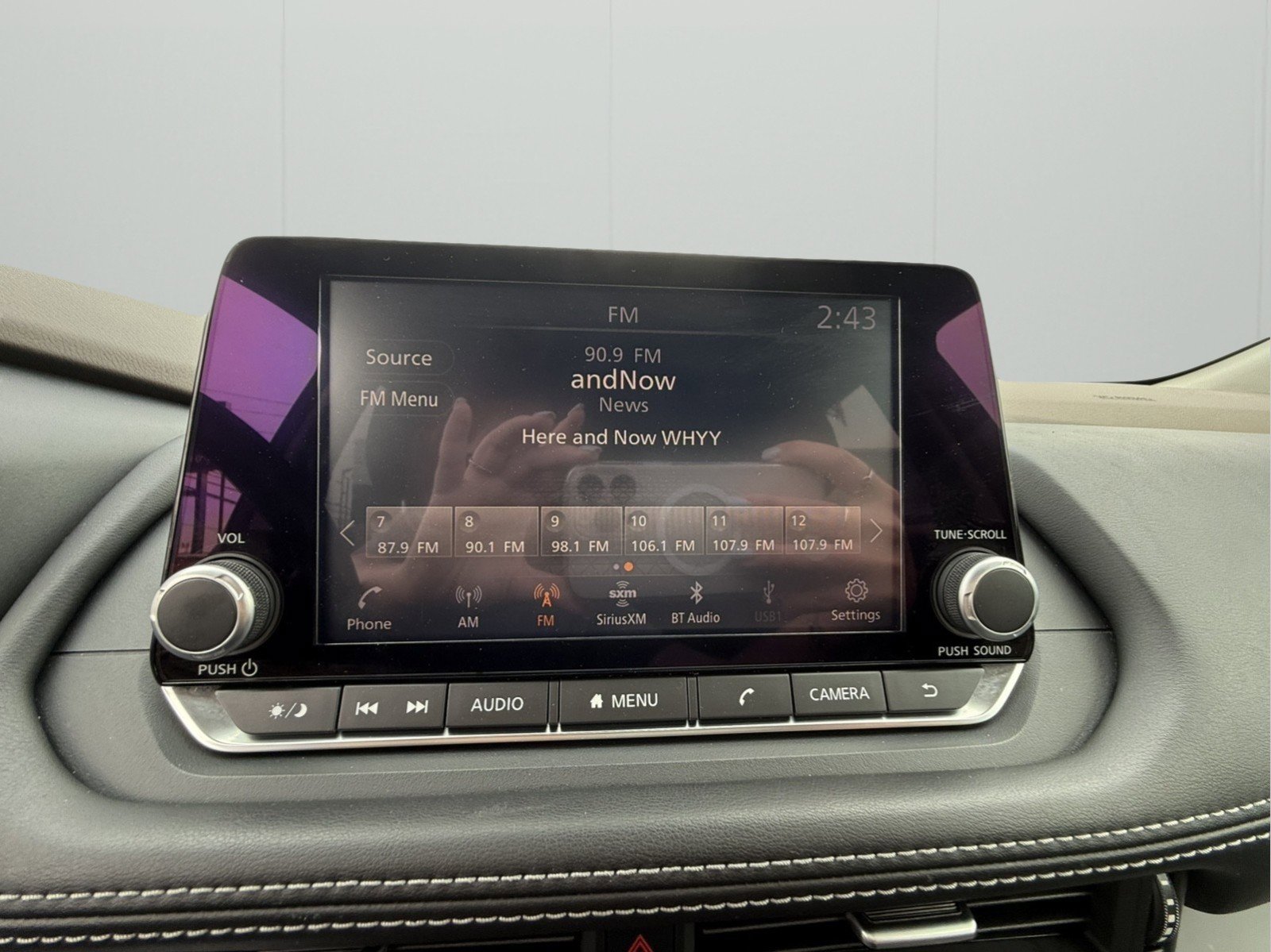 Used 2021 Nissan Rogue S image 17