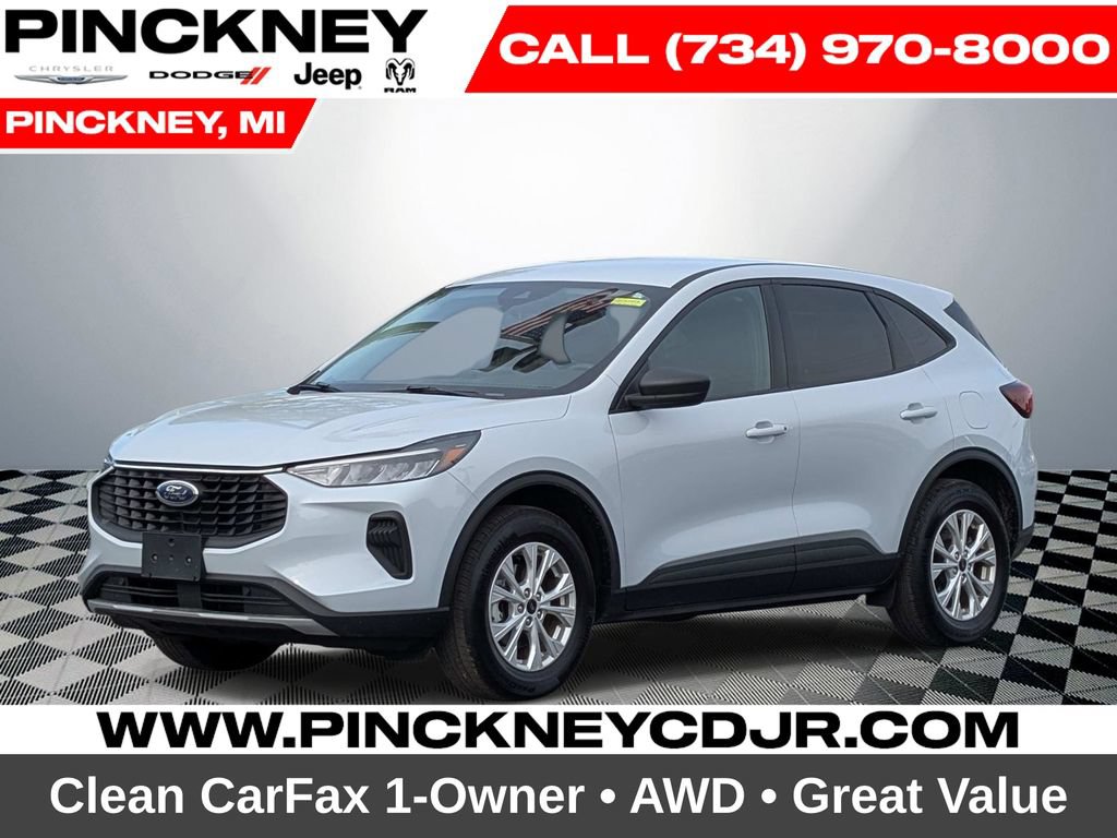Used 2025 Ford Escape Active AWD/4WD image 1