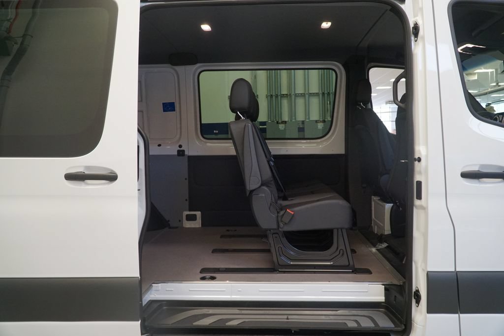 New 2026 Mercedes-Benz Sprinter 2500 image 12