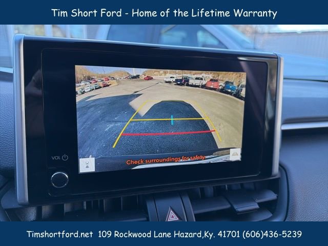 Used 2025 Toyota RAV4 XLE w/ Convenience Package image 19