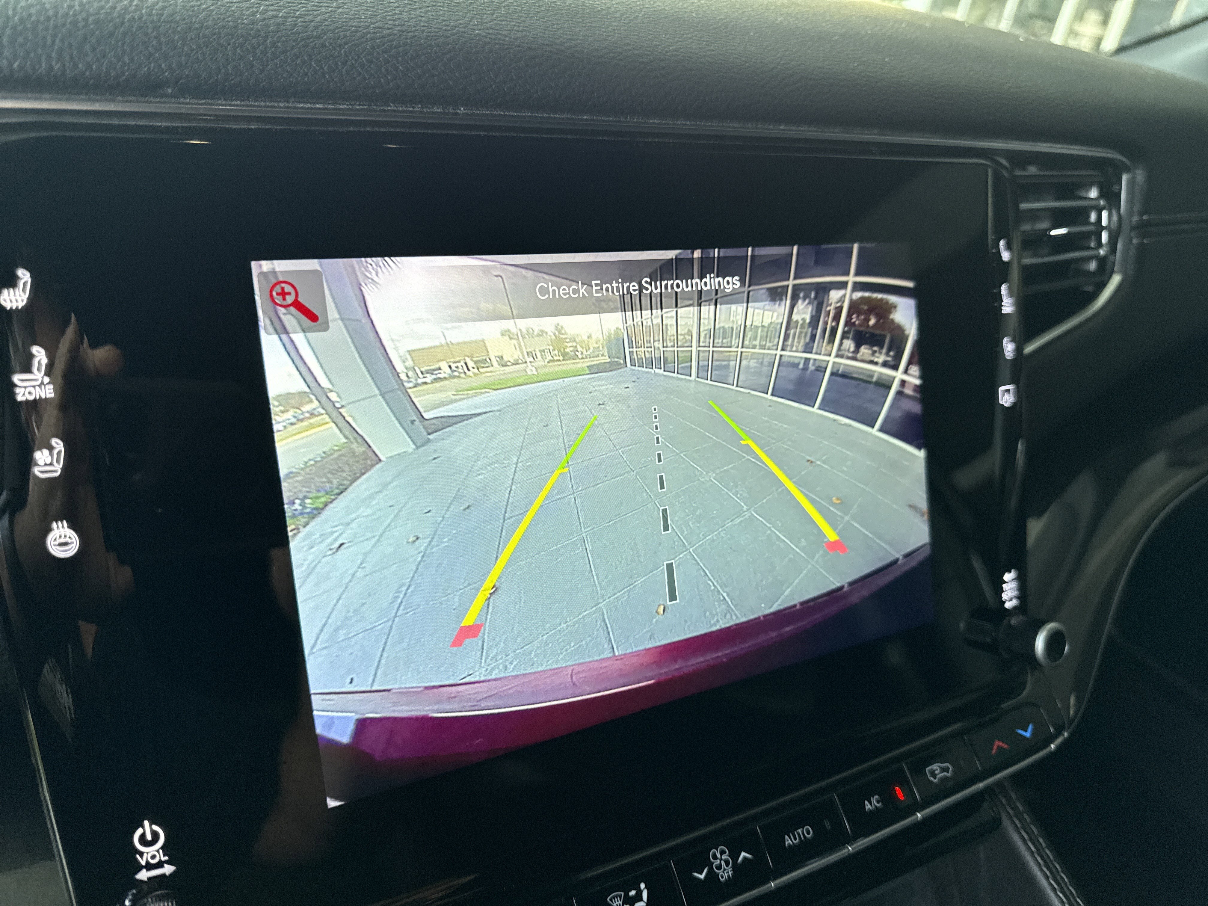 Used 2024 Jeep Wagoneer L image 26