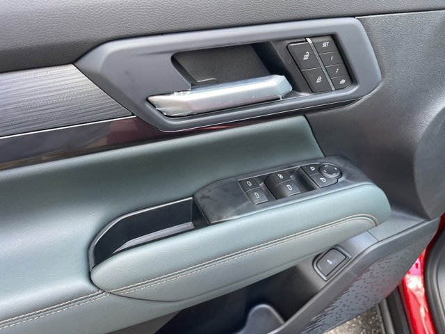 New 2026 GMC Terrain AT4 w/ Convenience Package III image 19