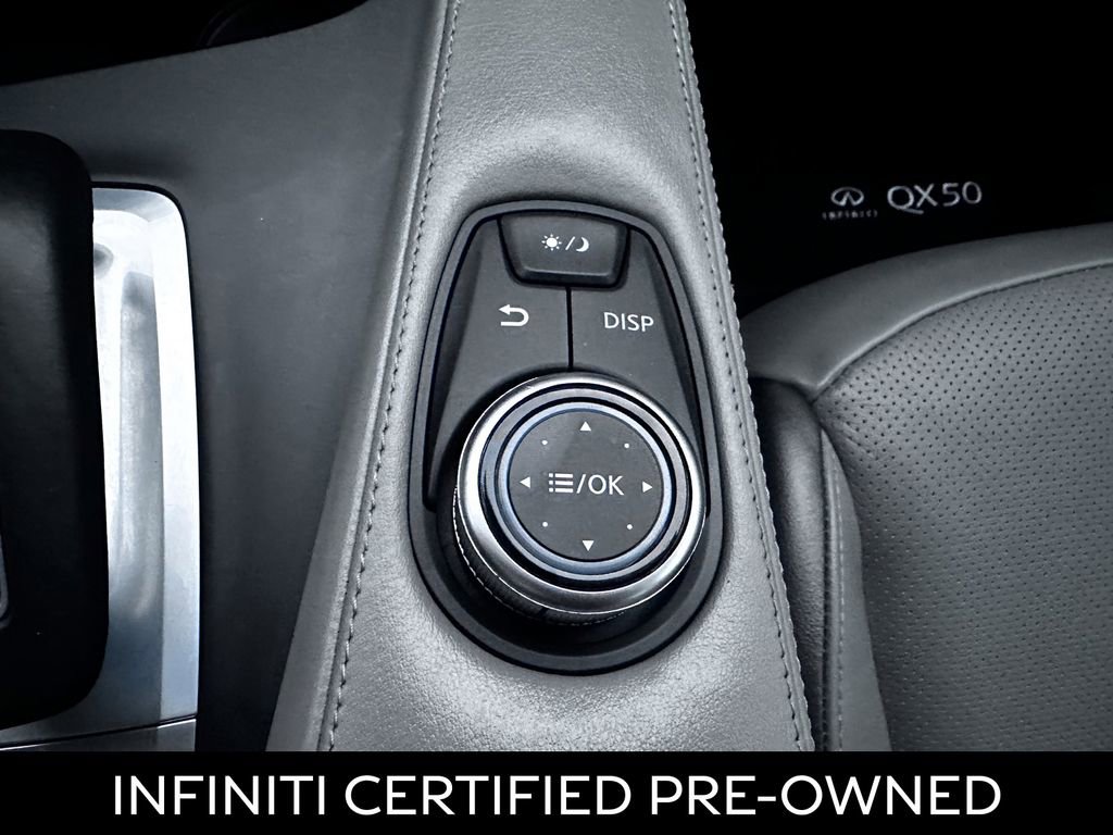Certified 2025 INFINITI QX50 Luxe image 25