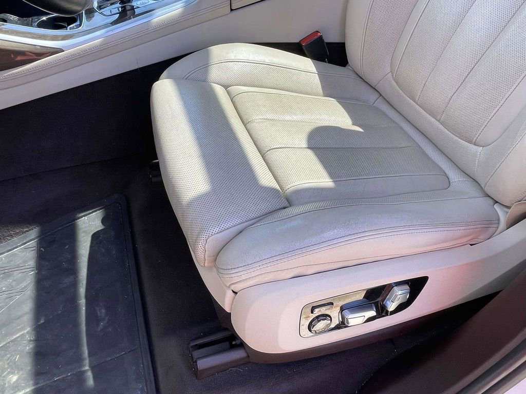 Used 2019 BMW X7 xDrive40i w/ Premium Package image 15