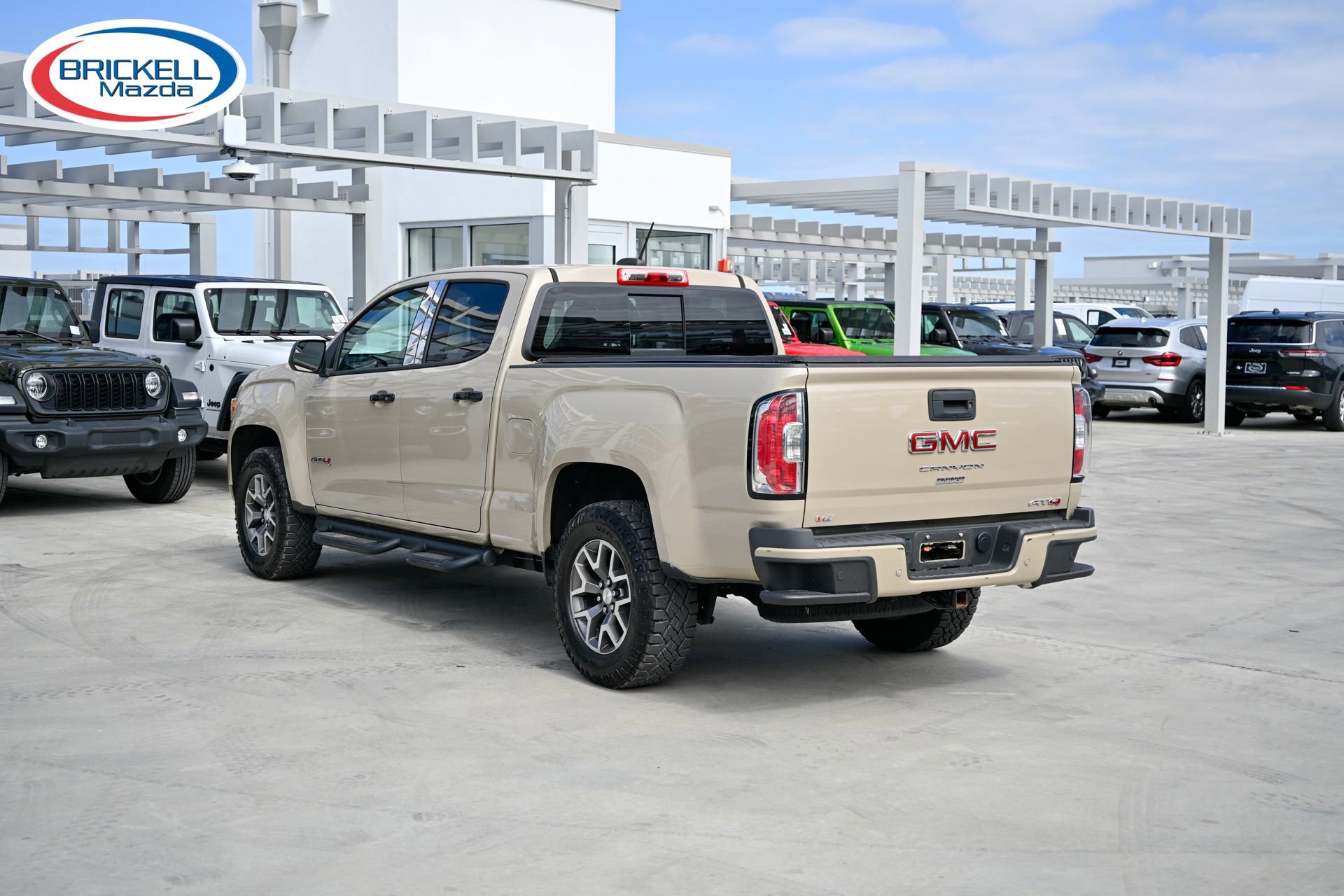 Used 2022 GMC Canyon AT4 image 7