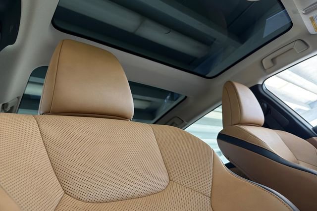 Used 2024 Lexus RZ 300e Premium w/ Accessory Package (Z1) FWD image 20