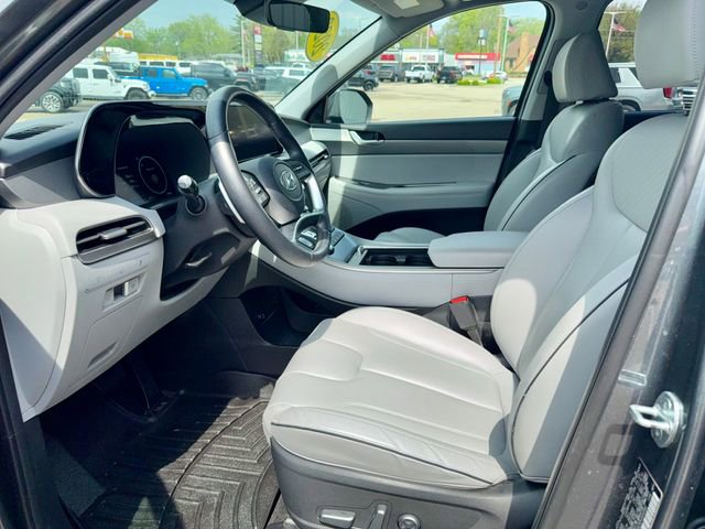 Used 2023 Hyundai Palisade SEL AWD/4WD image 13