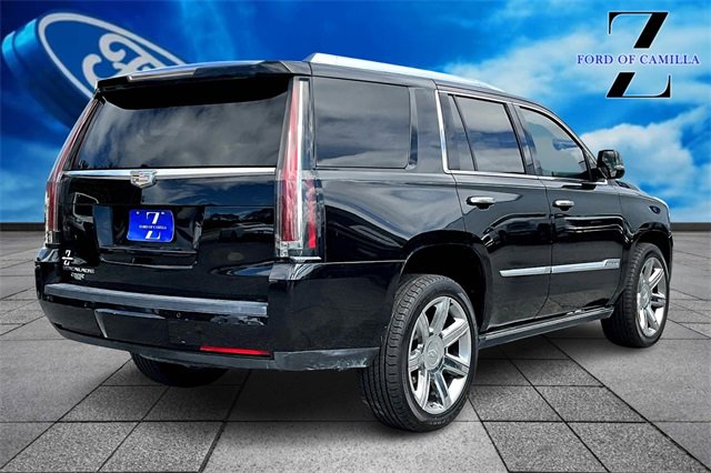 Used 2015 Cadillac Escalade Premium image 2