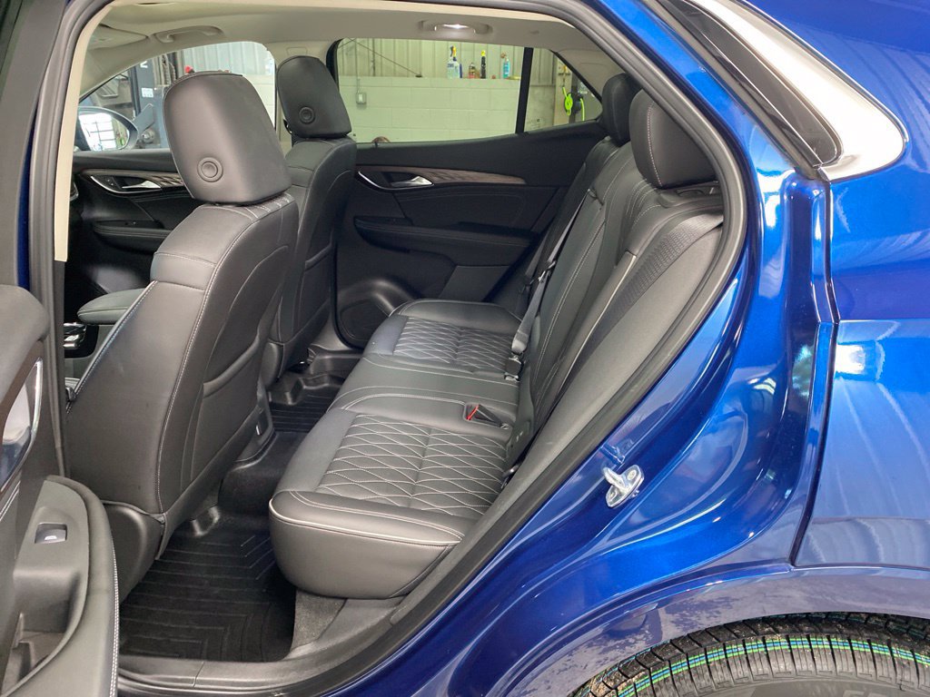 Used 2023 Buick Envision Avenir AWD/4WD image 25