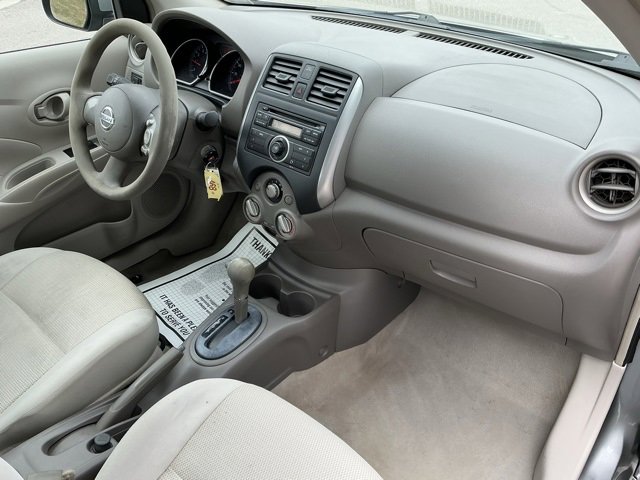 Used 2012 Nissan Versa SV image 18