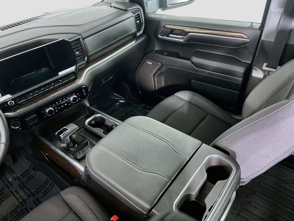 Used 2024 GMC Sierra 1500 Elevation w/ Preferred Package AWD/4WD image 22
