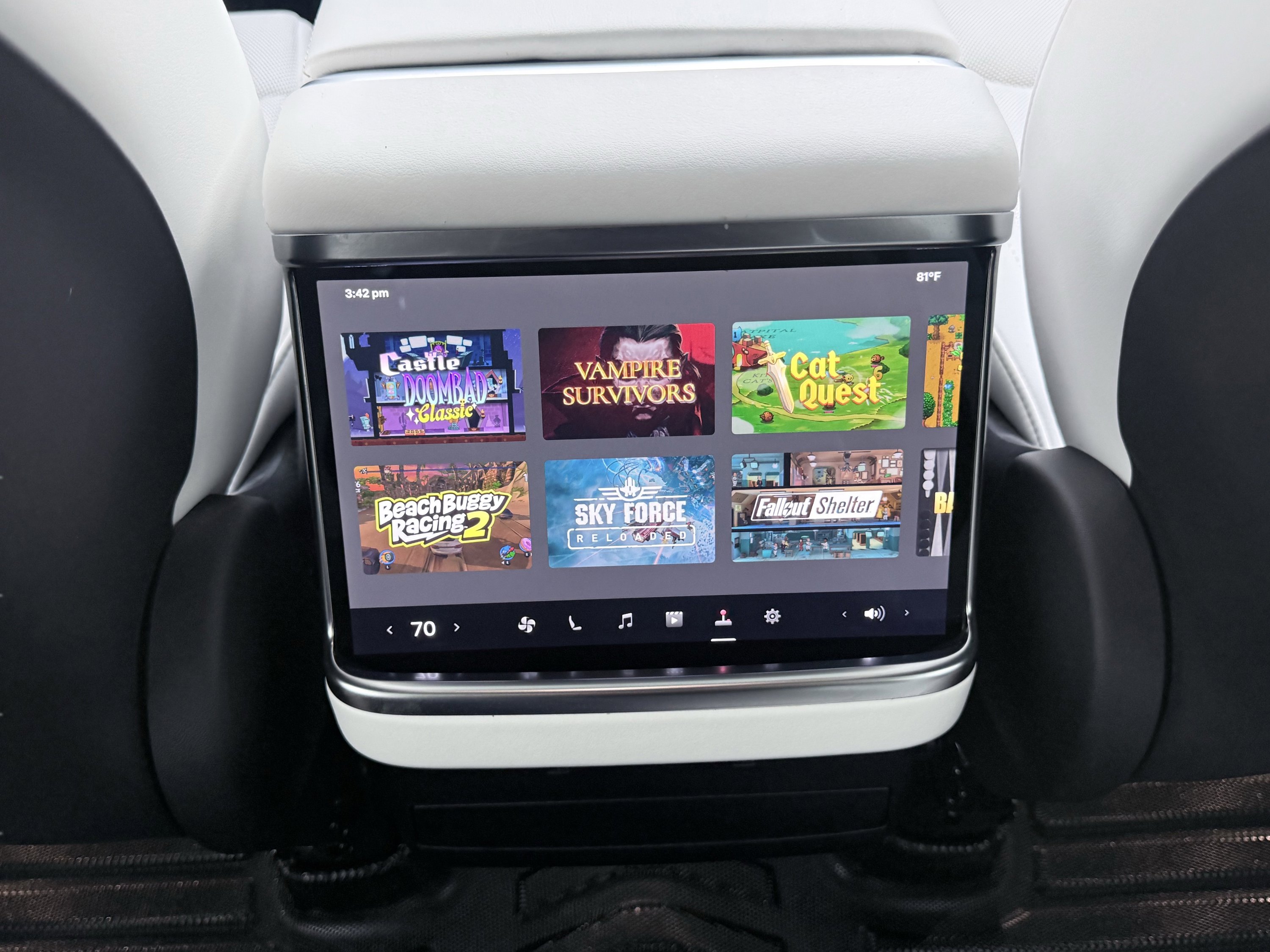 Used 2025 Tesla Model X Long Range image 51