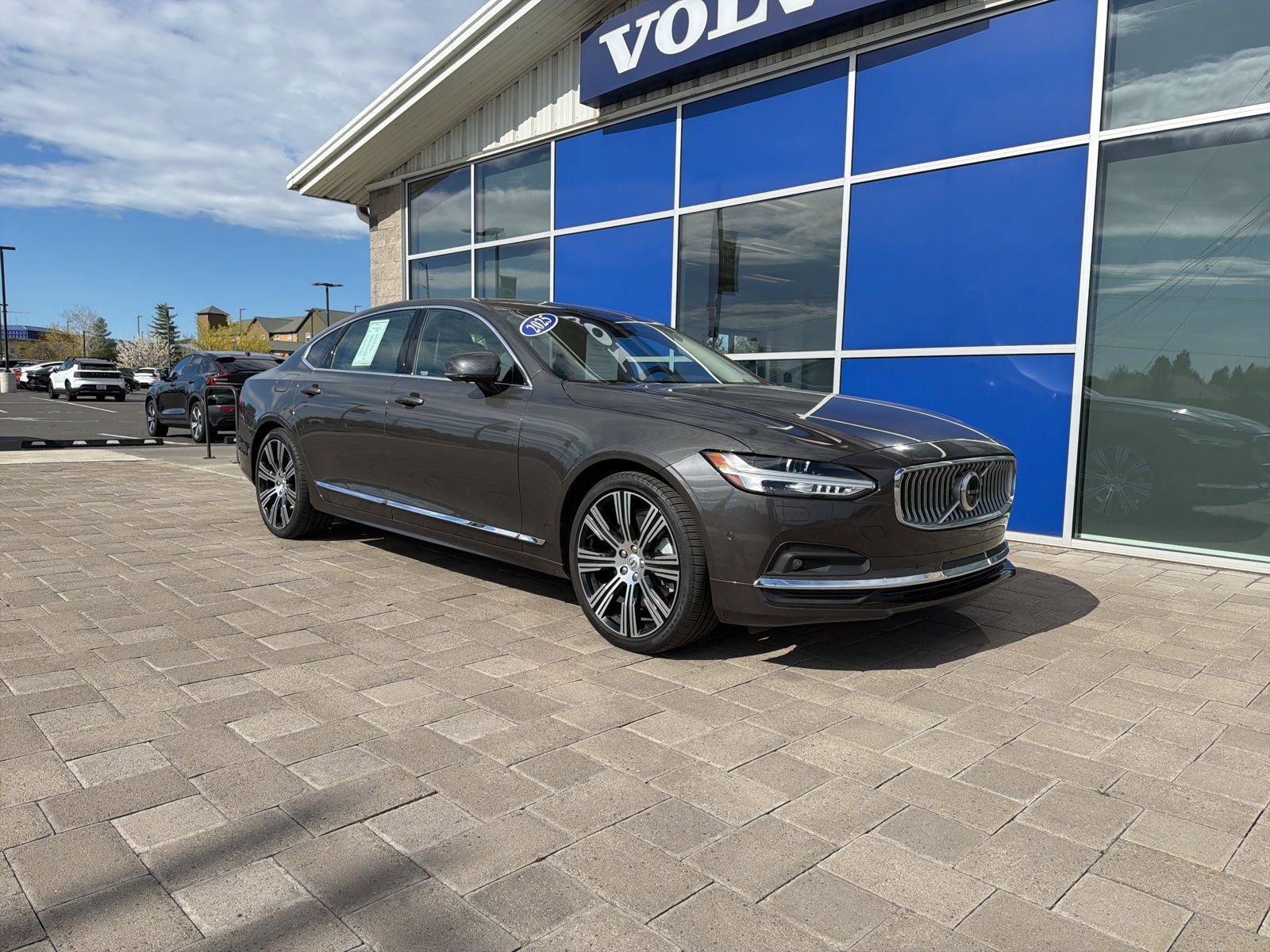 Certified 2025 Volvo S90 B6 Plus w/ Protection Package Premier