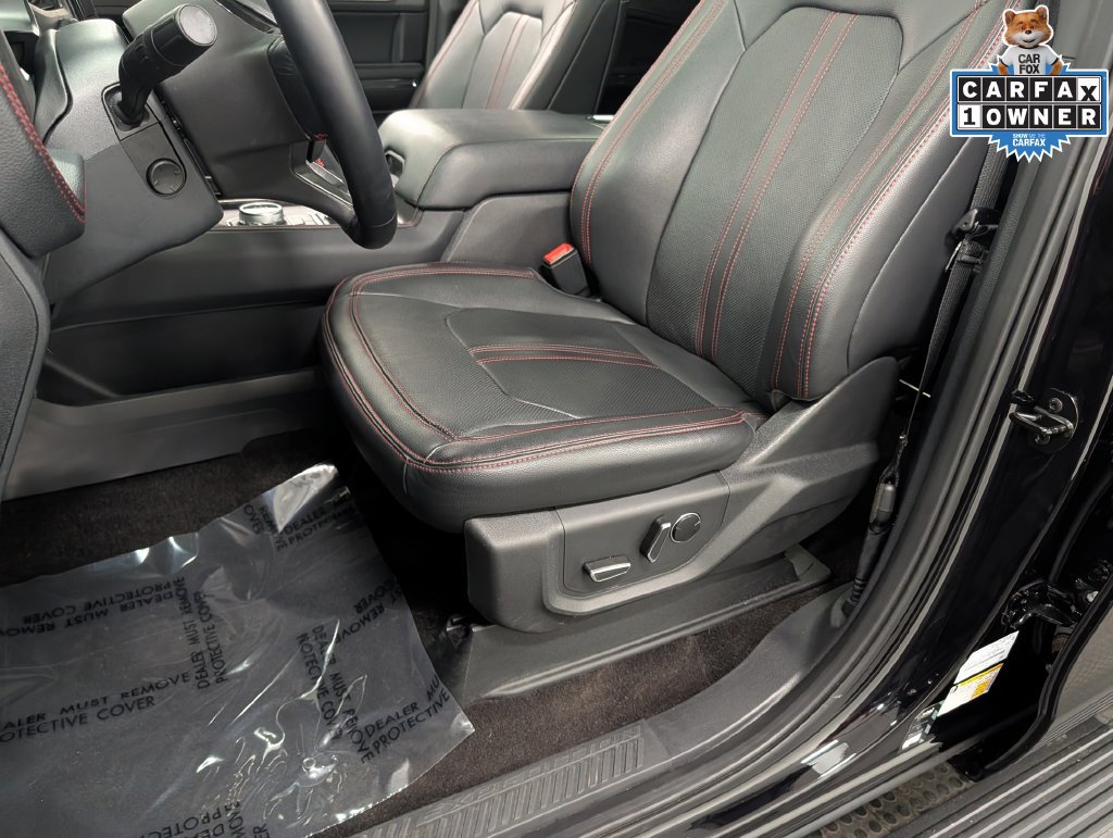 Used 2023 Ford Expedition Limited AWD/4WD image 12