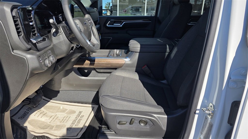 New 2026 Chevrolet Silverado 2500 LT w/ Trail Boss Package image 16