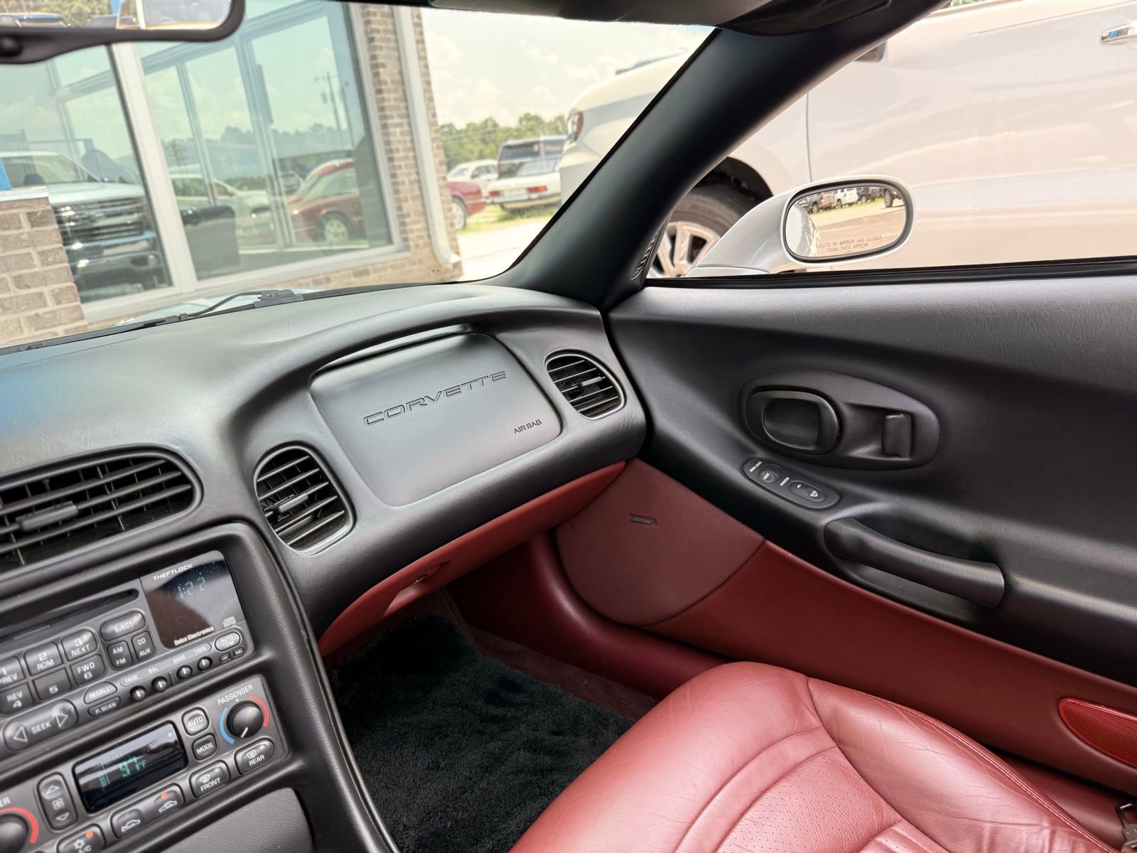 Used 1999 Chevrolet Corvette Convertible w/ Memory Pkg image 68