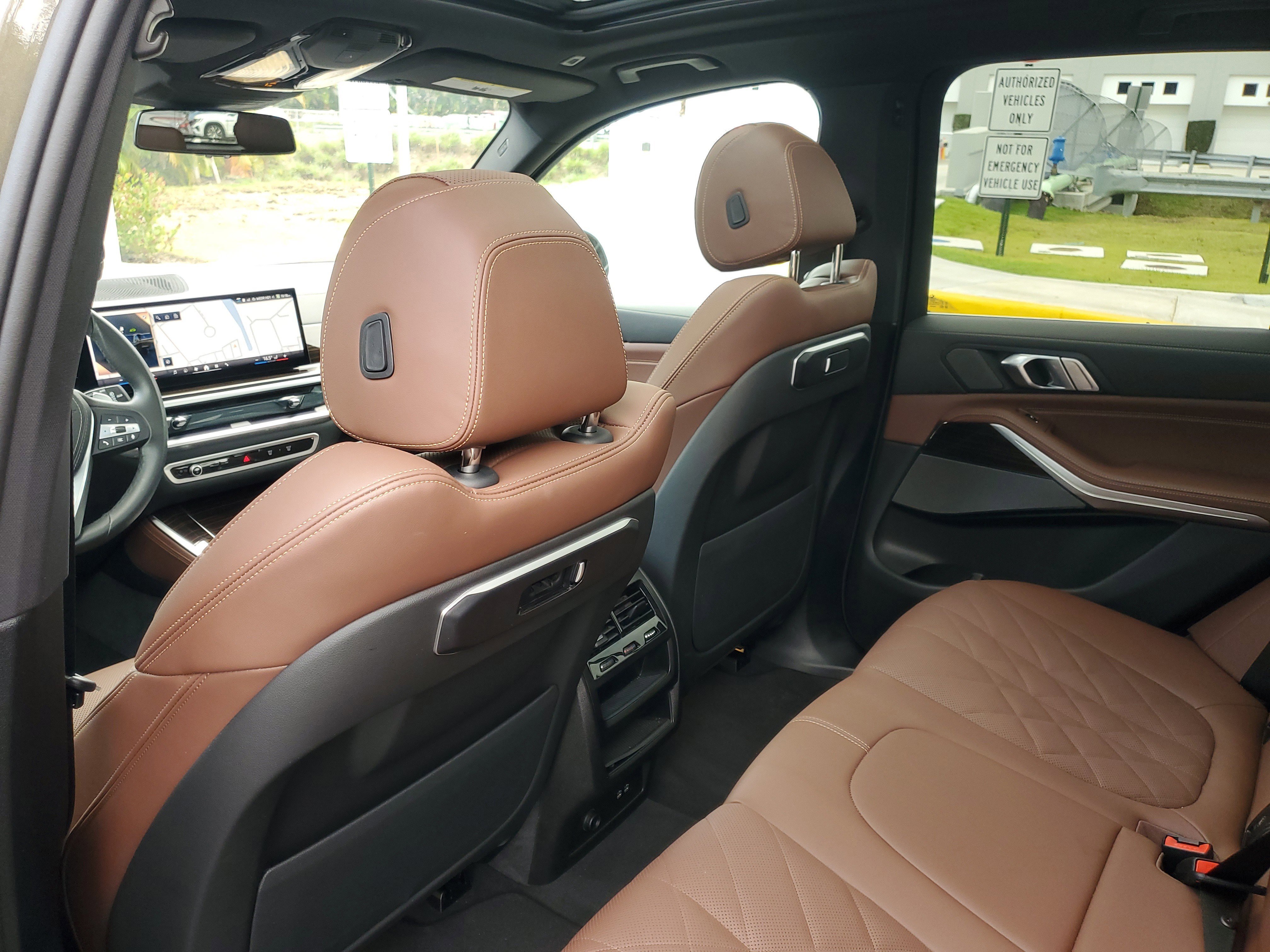 Used 2026 BMW X5 sDrive40i image 14