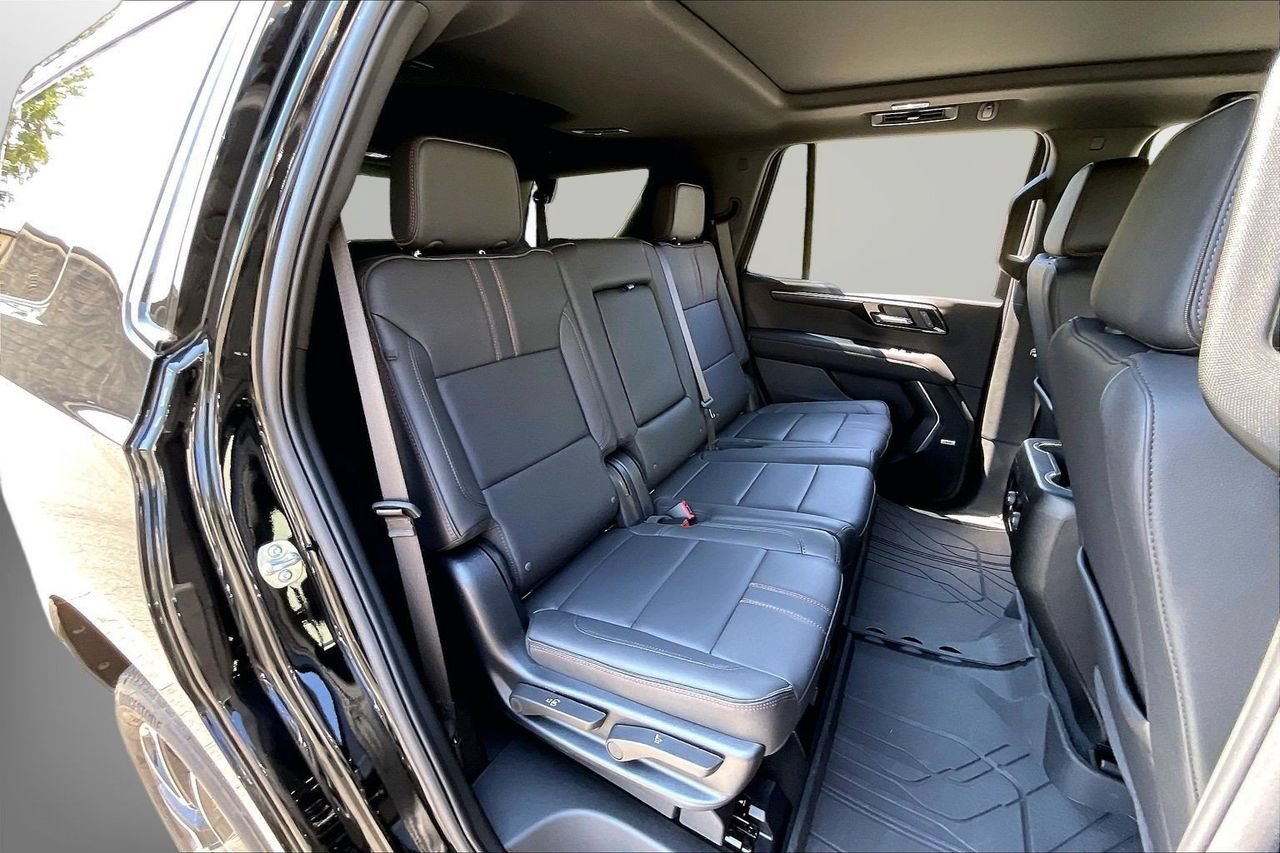 Used 2025 Chevrolet Tahoe RST w/ Comfort Package AWD/4WD image 25