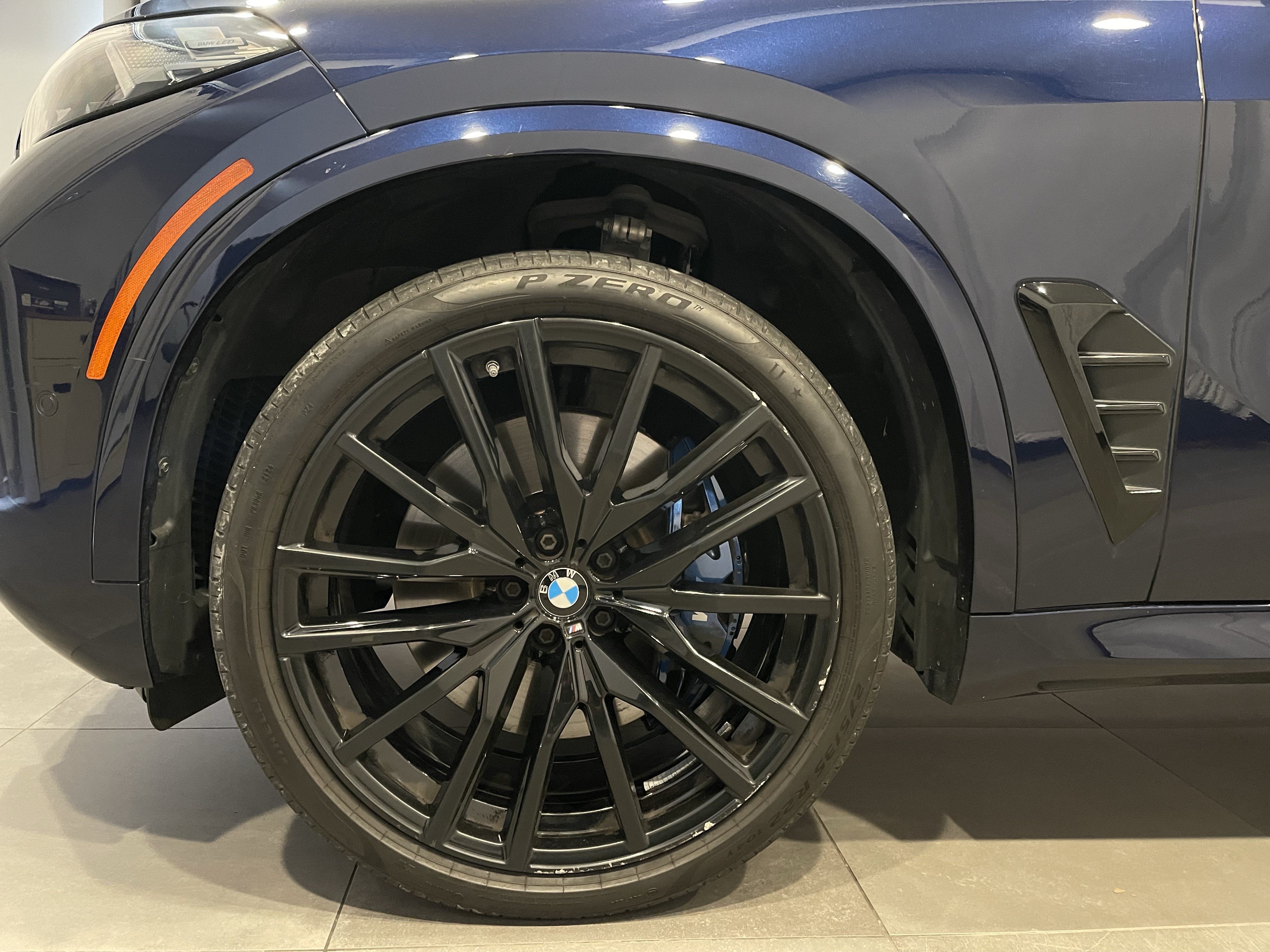 Certified 2025 BMW X5 M60i w/ Executive Package AWD/4WD image 7