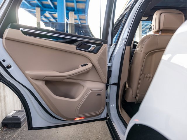 New 2026 Porsche Macan S image 30