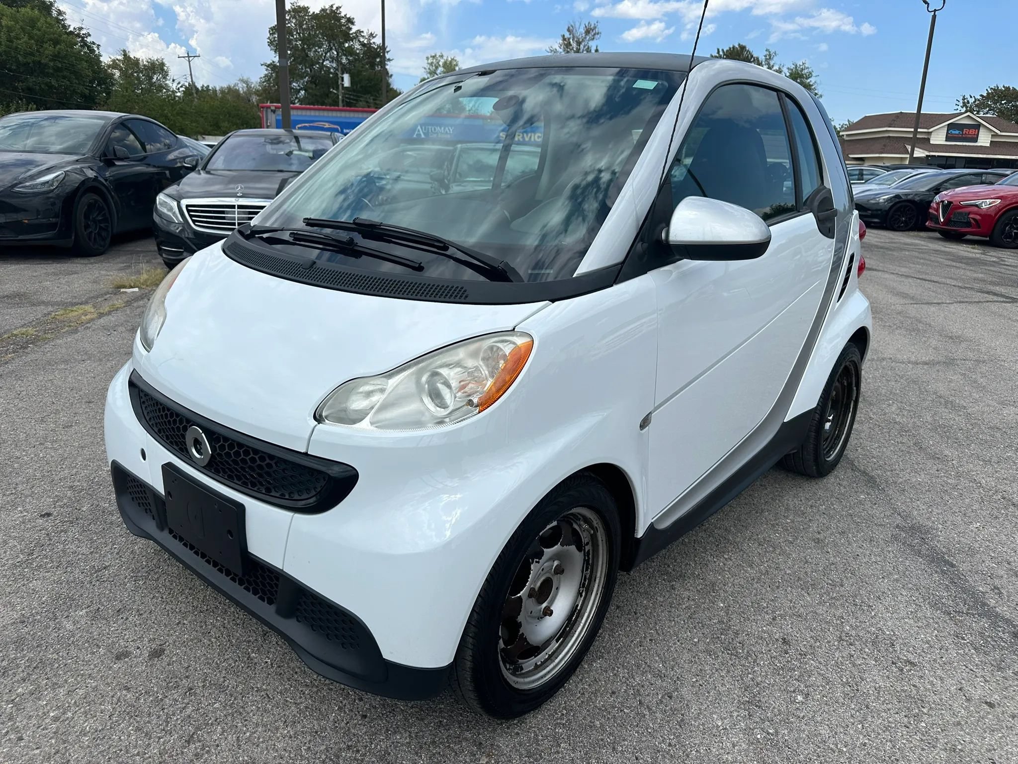 Used 2015 smart fortwo pure RWD image 21