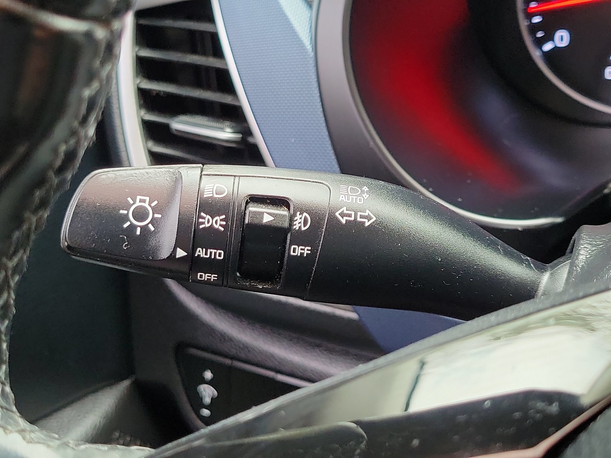 Used 2021 Kia Seltos S AWD/4WD image 12