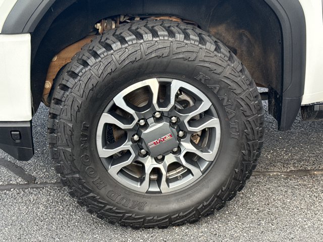 Used 2023 GMC Sierra 2500 AT4 w/ AT4 Preferred Package AWD/4WD image 19