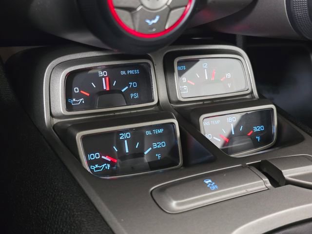 Used 2015 Chevrolet Camaro SS image 28