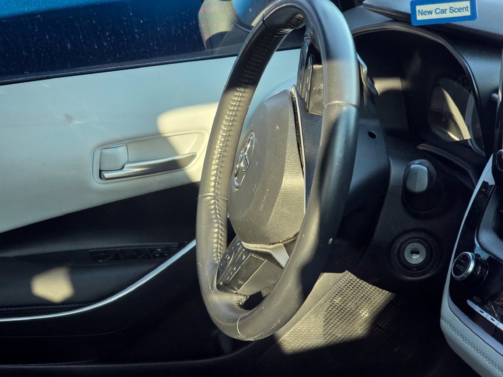 Used 2021 Toyota Corolla SE FWD image 16