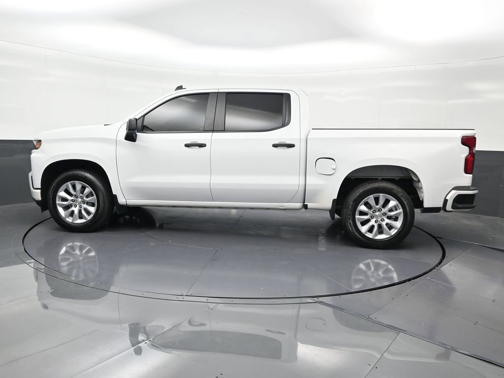 Used 2020 Chevrolet Silverado 1500 Custom w/ Custom Value Package RWD image 2