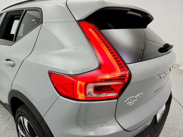 New 2026 Volvo XC40 B5 Plus w/ Climate Package AWD/4WD image 31