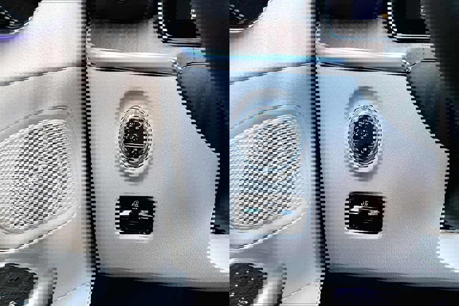 New 2026 Mercedes-Benz C 300 C 300 image 13