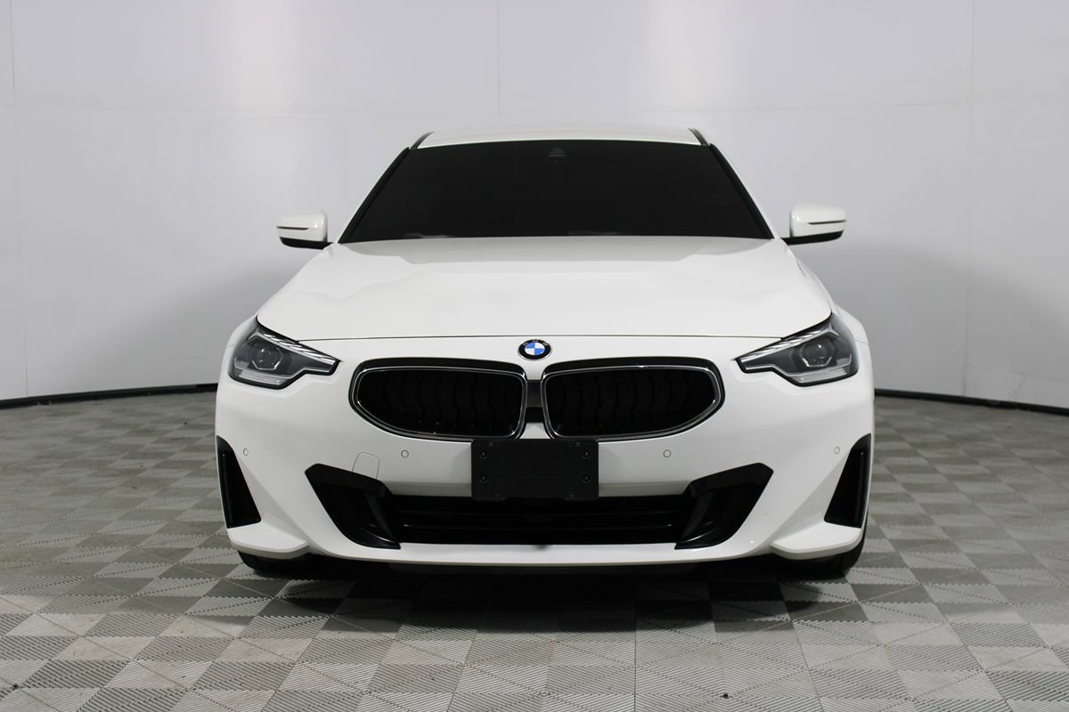 Used 2022 BMW 230i Coupe w/ Convenience Package image 17