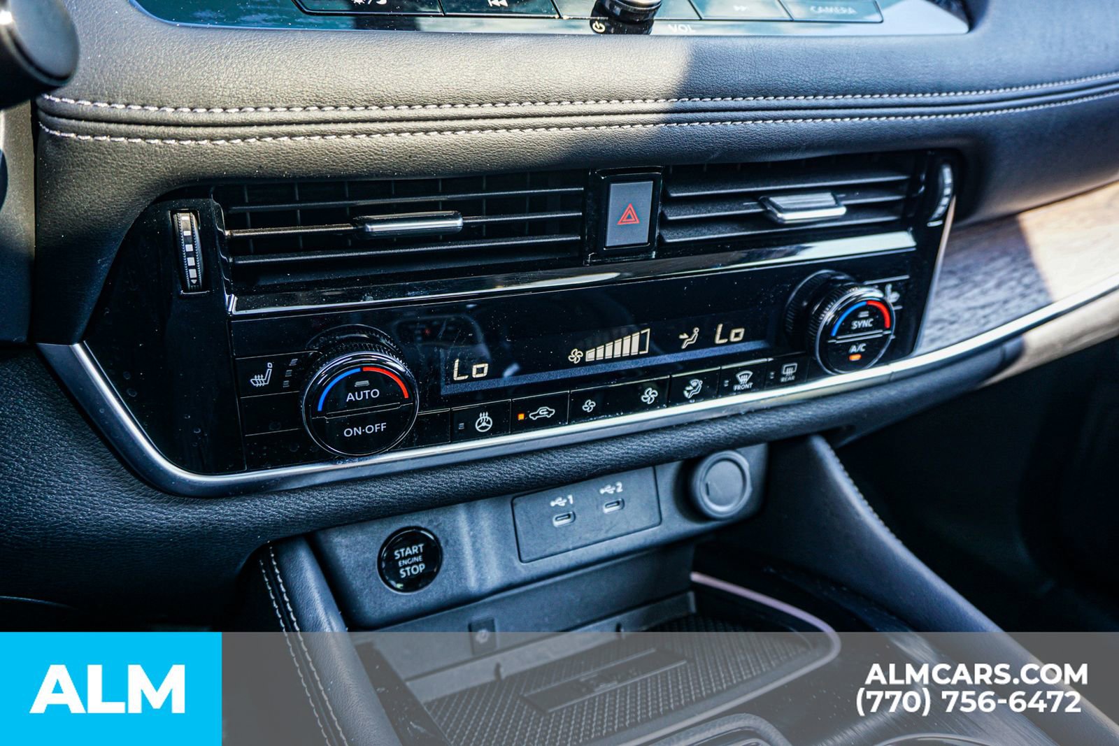 Used 2025 Nissan Rogue Platinum FWD image 47