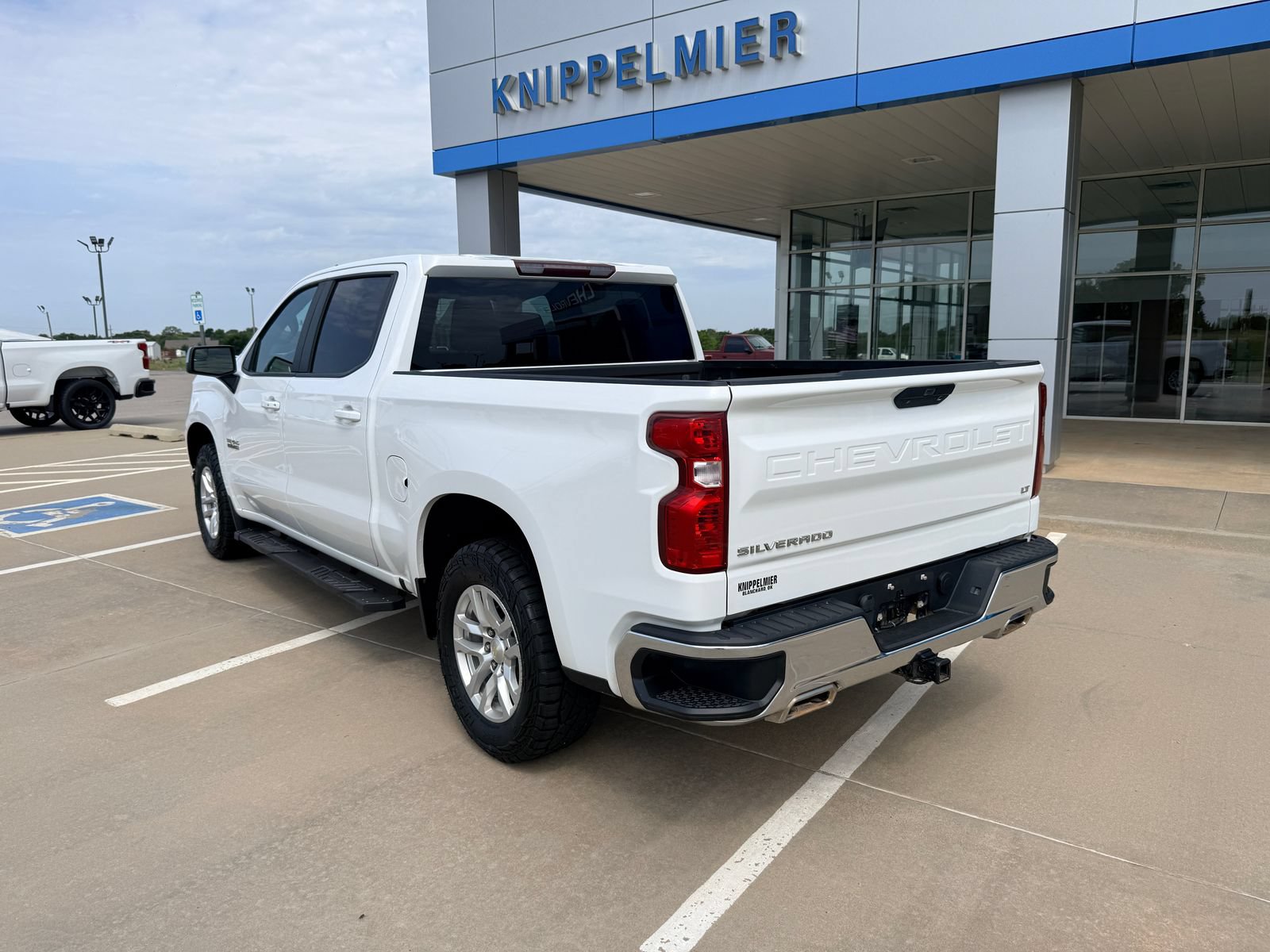 Used 2020 Chevrolet Silverado 1500 LT w/ Texas Edition AWD/4WD image 10