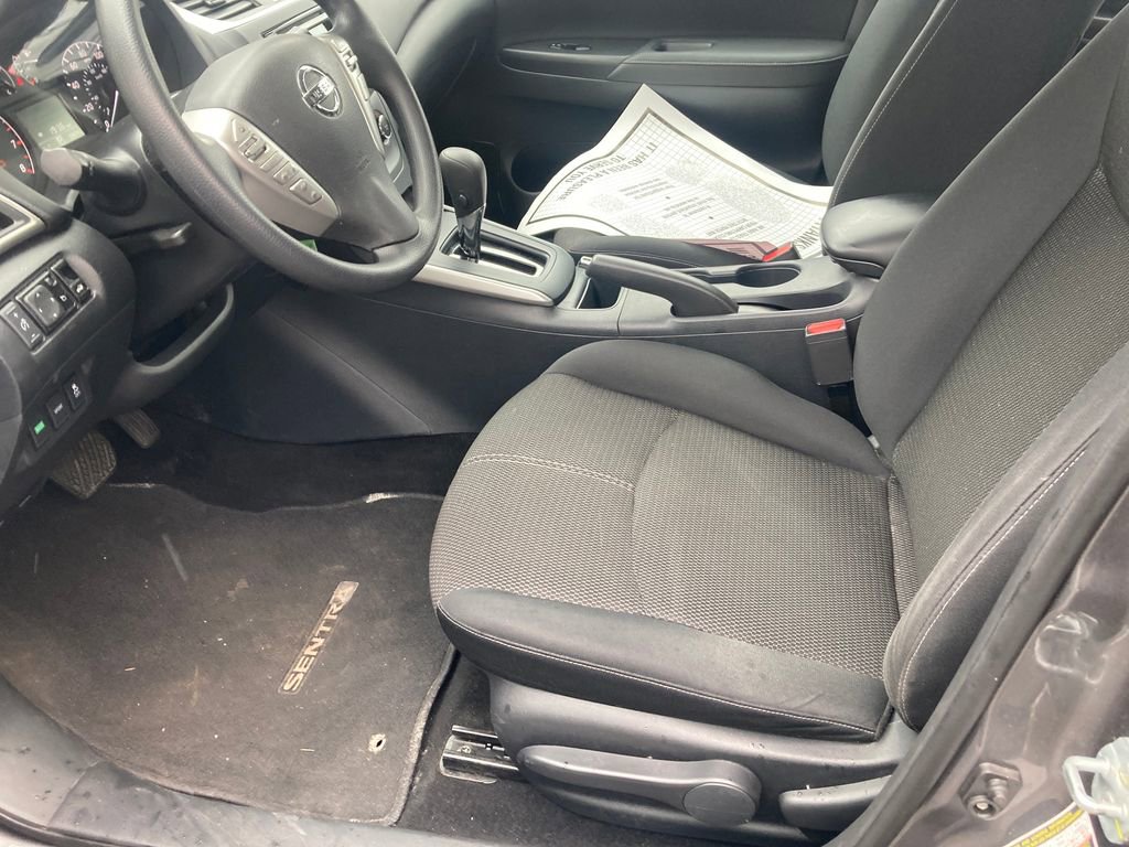 Used 2017 Nissan Sentra S FWD image 11