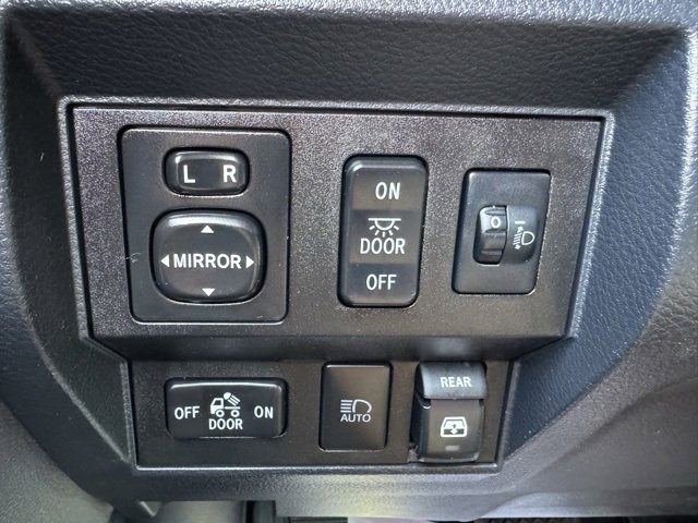 Used 2019 Toyota Tundra SR5 image 23