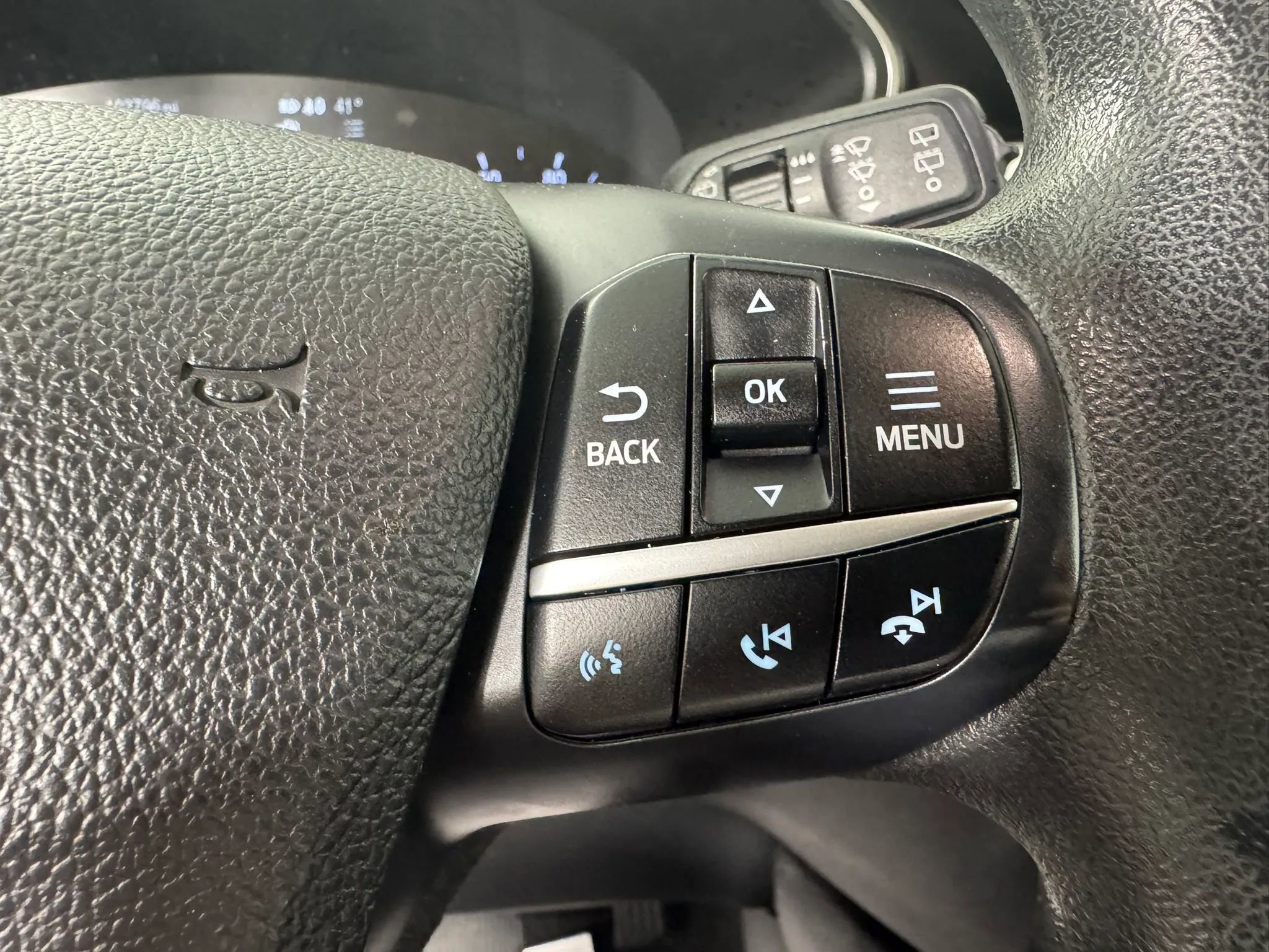 Used 2020 Ford Escape SE AWD/4WD image 16