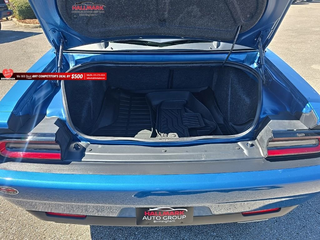 Used 2023 Dodge Challenger SXT image 21