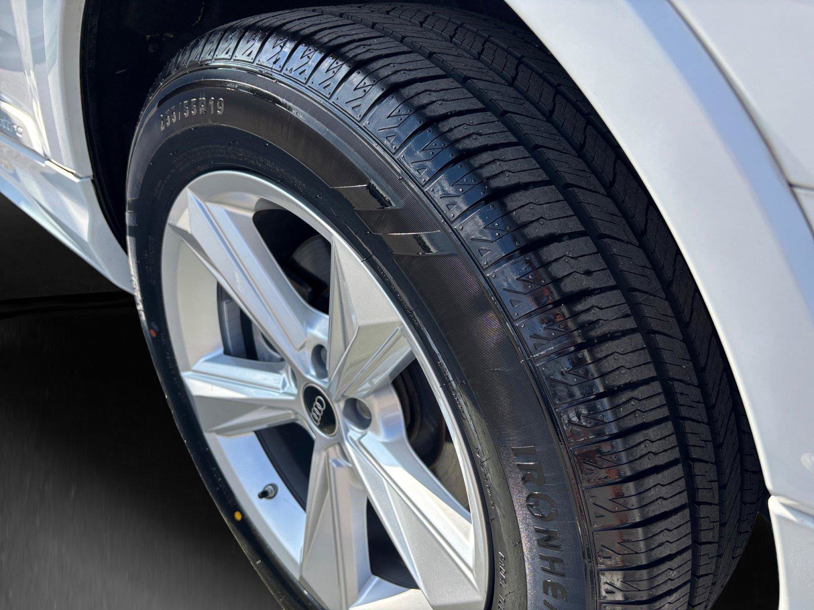 Used 2023 Audi Q7 2.0T Premium Plus w/ Premium Plus Package AWD/4WD image 54