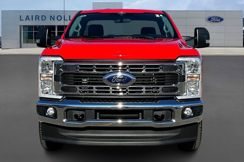 New 2026 Ford F350 XLT w/ FX4 Off-Road Package image 13